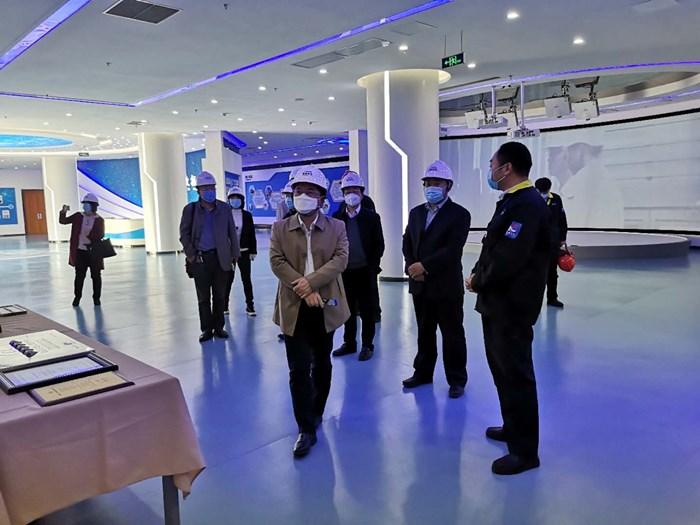 九三學(xué)社徐州市委赴徐礦集團(tuán)江蘇華美熱電公司開展調(diào)研.jpg 九三學(xué)社徐州市委赴徐礦集團(tuán)江蘇華美熱電公司開展調(diào)研.jpg