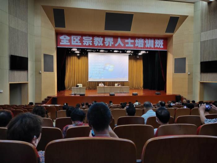 銅山區(qū)舉辦全區(qū)宗教界人士培訓(xùn)班.jpg 銅山區(qū)舉辦全區(qū)宗教界人士培訓(xùn)班.jpg