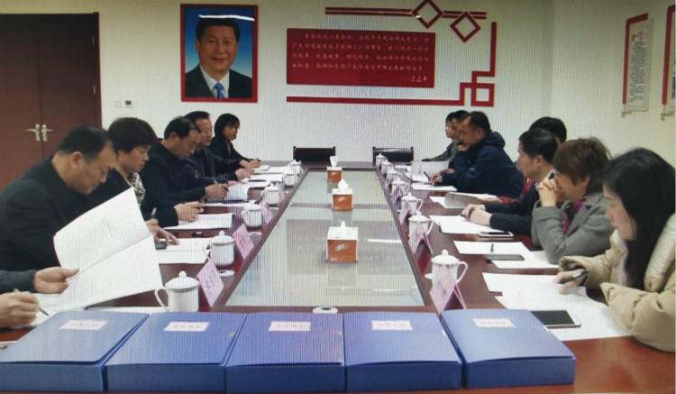 省委統(tǒng)戰(zhàn)部僑務(wù)進(jìn)“三區(qū)”現(xiàn)場評審組到賈汪區(qū)指導(dǎo)工作.jpg 省委統(tǒng)戰(zhàn)部僑務(wù)進(jìn)“三區(qū)”現(xiàn)場評審組到賈汪區(qū)指導(dǎo)工作.jpg