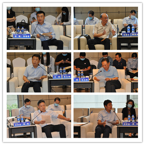 企業(yè)家發(fā)言 拼1.jpg