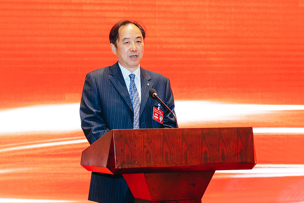 汪主委作報告.jpg 汪主委作報告.jpg