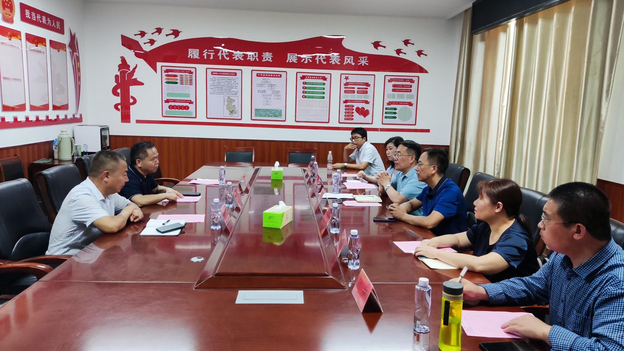 a6407410d06456b8b8a386e47af5c16.jpg a6407410d06456b8b8a386e47af5c16.jpg