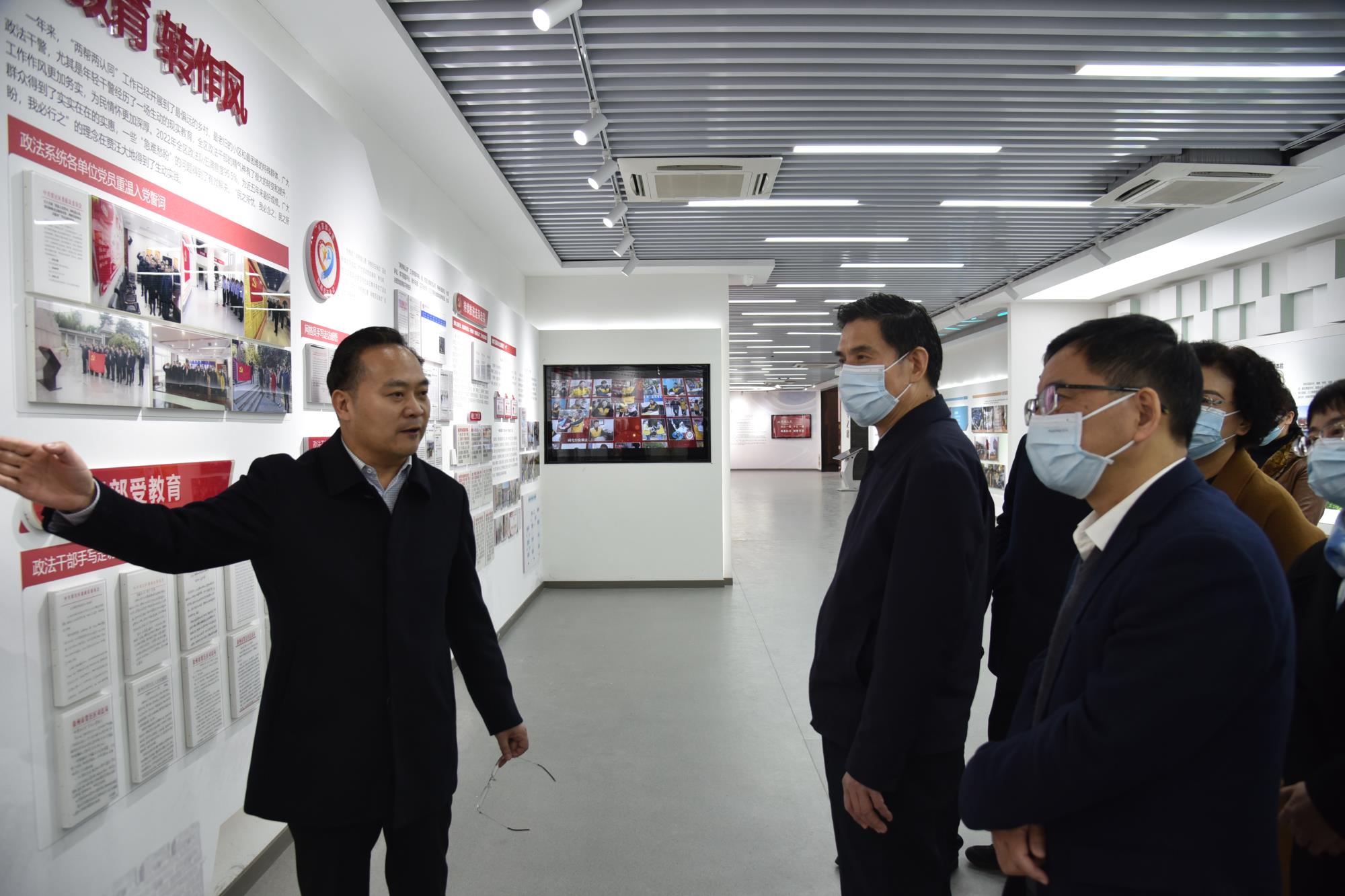 e01d2b4335c91646d0ff462f8dadea3.jpg e01d2b4335c91646d0ff462f8dadea3.jpg