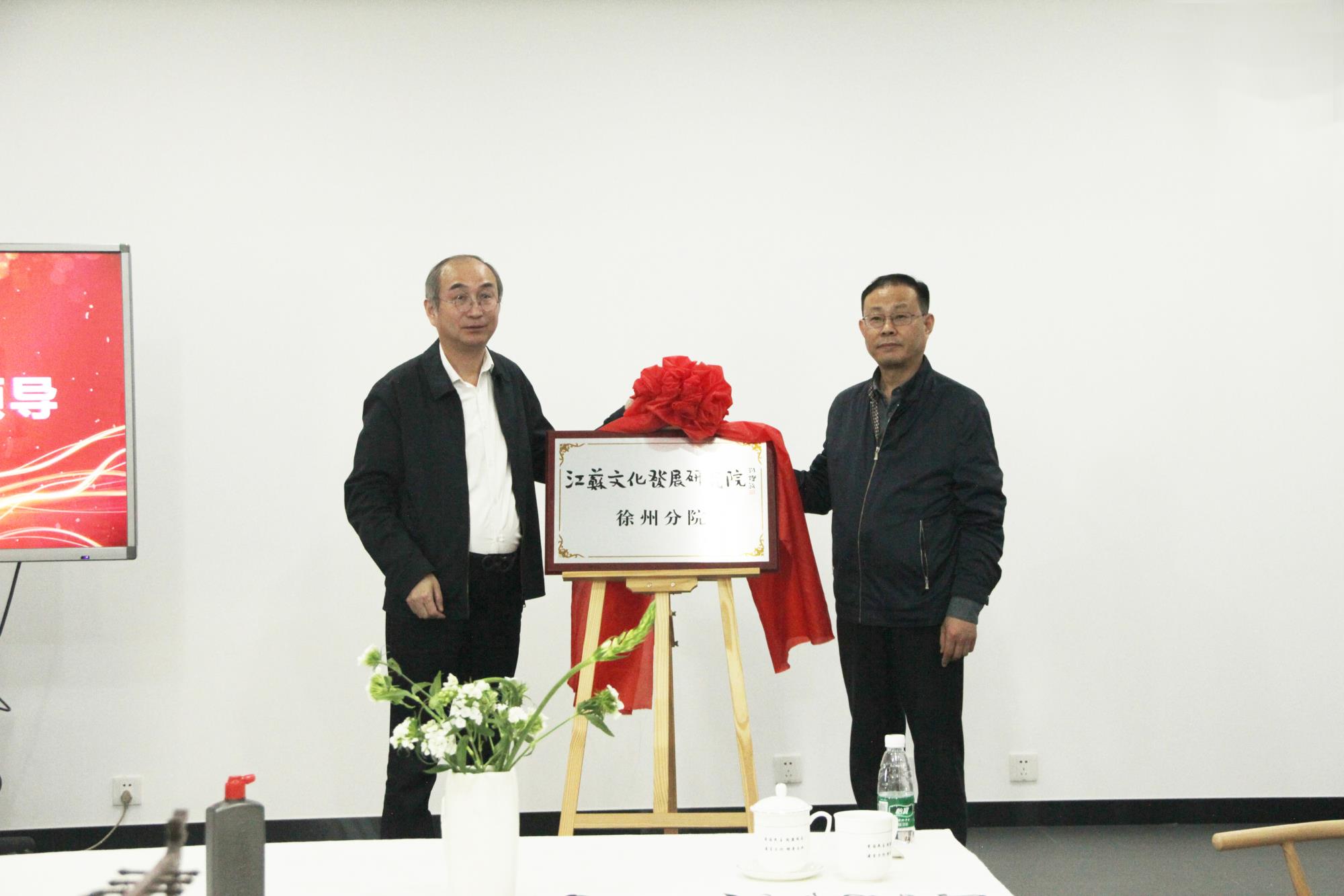 IMG_2925.jpg IMG_2925.jpg