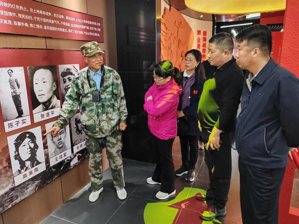 04_副本.jpg 04_副本.jpg