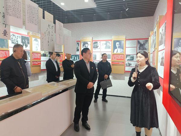 1 (3)_副本.jpg 1 (3)_副本.jpg