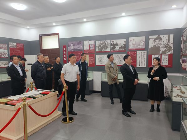 1 (4)_副本.jpg 1 (4)_副本.jpg