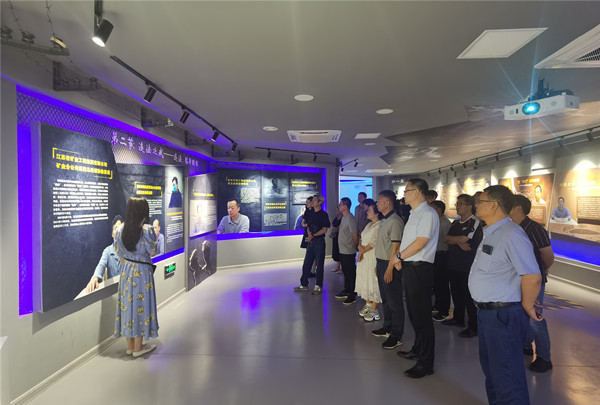 815-1_副本.jpg 815-1_副本.jpg