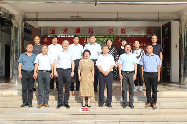 侯集.jpg 侯集.jpg