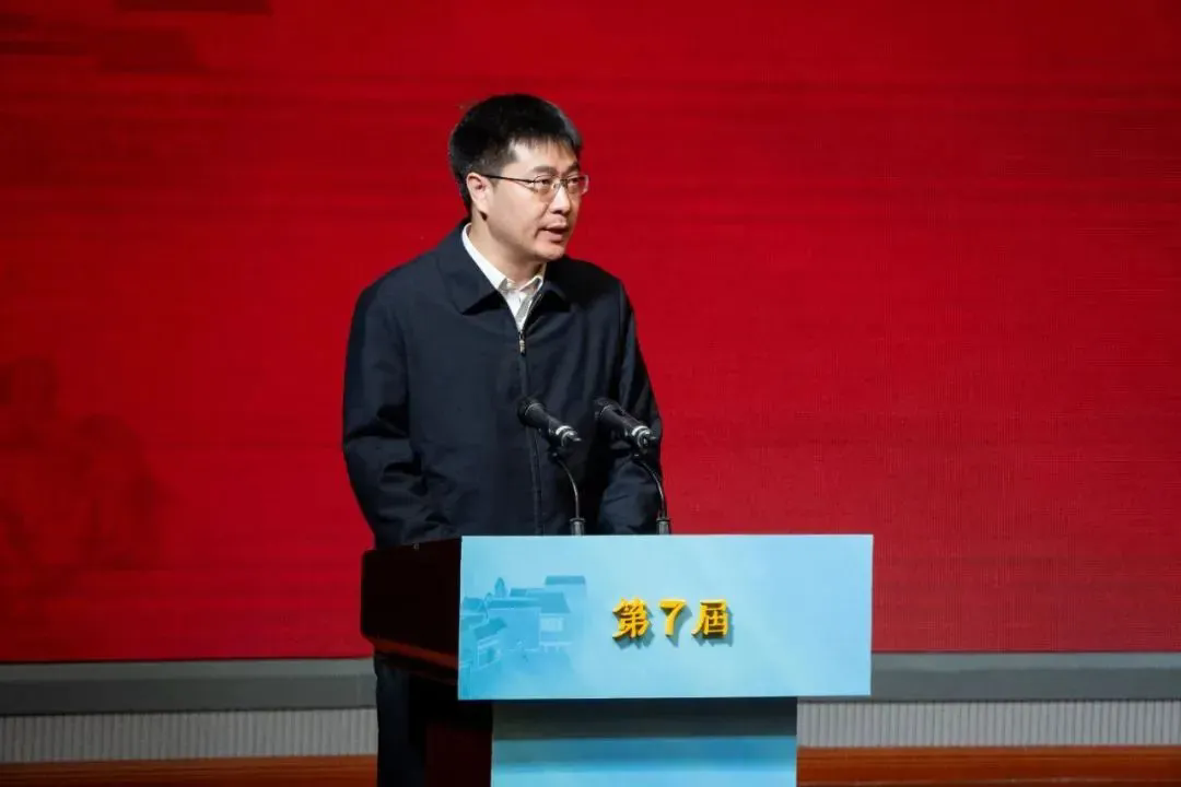 640.webp (1).png 640.webp (1).png