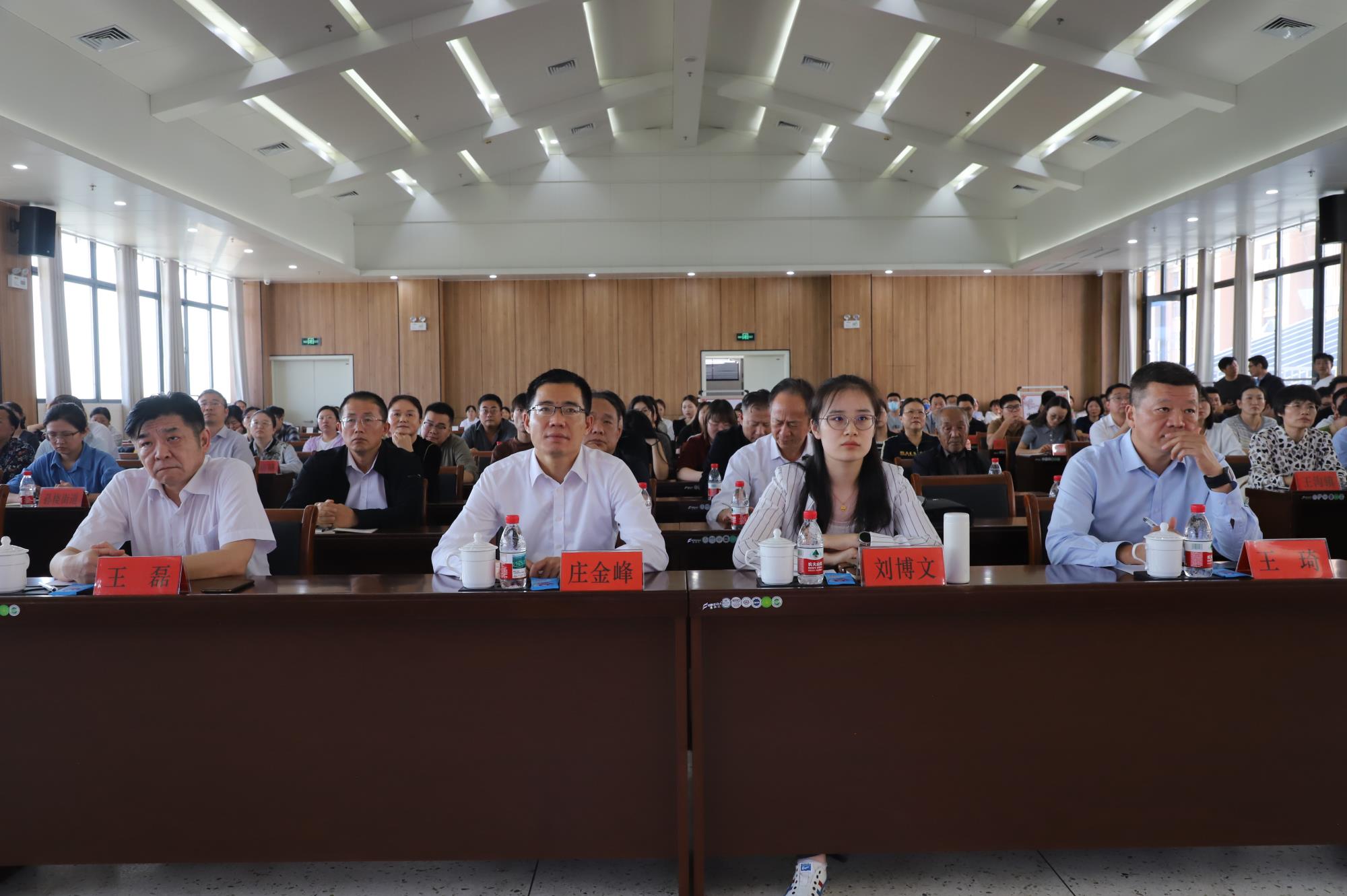 微信圖片_20250926152830.jpg 微信圖片_20250926152830.jpg